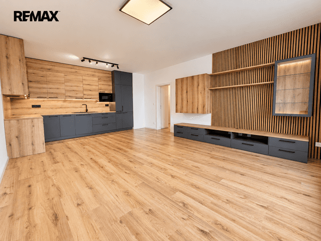 Prodej bytu 3+kk v osobním vlastnictví 85 m², České Budějovice, Vrbenská, České Budějovice