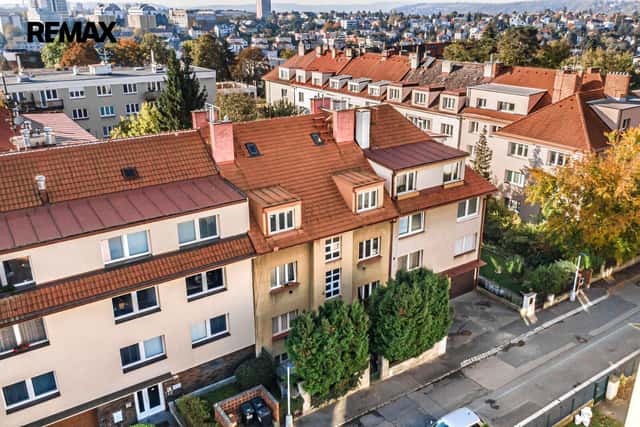 Prodej bytu 2+kk v osobním vlastnictví 42 m², Praha 4 - Podolí, Kaplická, Praha 4 – Podolí