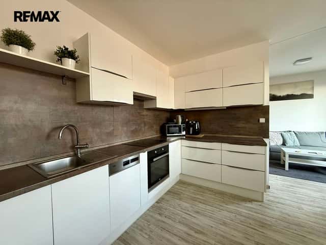 Pronájem bytu 1+kk v osobním vlastnictví 51 m², Třebíč, Na Kopcích, Třebíč