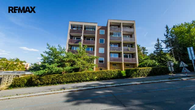 Prodej bytu 3+1 v osobním vlastnictví 78 m², Praha 6 - Střešovice, Střešovická, Praha 6 – Střešovice