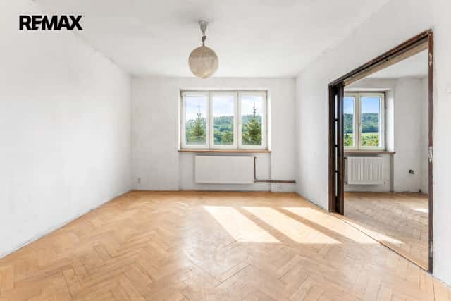 Prodej bytu 2+1 v osobním vlastnictví 44 m², Tmaň, Sídliště, Tmaň, okres Beroun