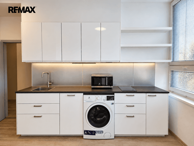 Pronájem bytu 1+kk v osobním vlastnictví 27 m², České Budějovice, Žižkova tř., České Budějovice