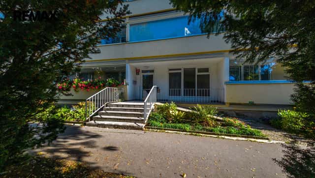 Prodej bytu 3+1 v osobním vlastnictví 74 m², Praha 9 - Prosek, Jablonecká, Praha 9 – Prosek