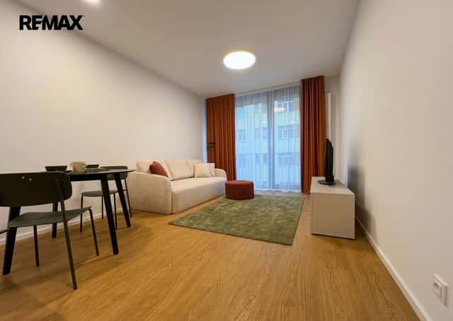 Pronájem bytu 1+kk v osobním vlastnictví 30 m², Praha 9 - Libeň, Drahobejlova, Praha 9 – Libeň