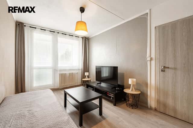 Prodej bytu 3+kk v osobním vlastnictví 65 m², Praha 10 - Petrovice, Rezlerova, Praha 10 – Petrovice
