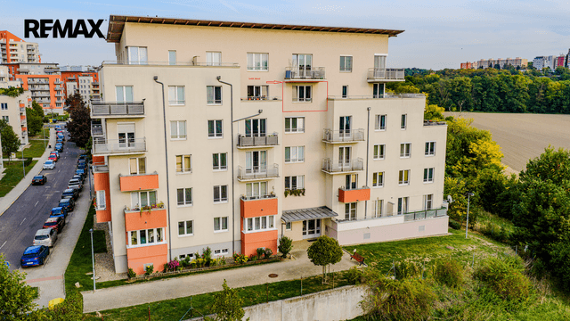 Prodej bytu 1+kk v osobním vlastnictví 34 m², Praha 10 - Záběhlice, Mattioliho, Praha 10 – Záběhlice