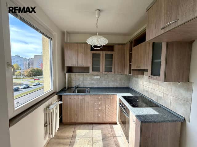 Prodej bytu 2+1 v osobním vlastnictví 42 m², Praha 8 - Bohnice, Kostřínská, Praha 8 – Bohnice
