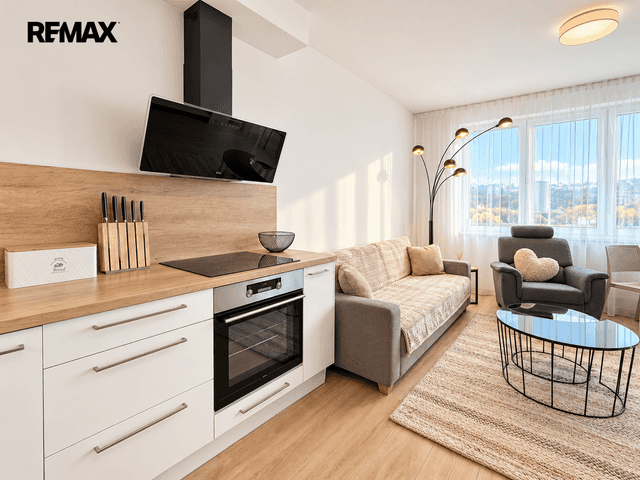 Pronájem bytu 2+kk v osobním vlastnictví 49 m², Praha 7 - Holešovice, U Pergamenky, Praha 7 – Holešovice