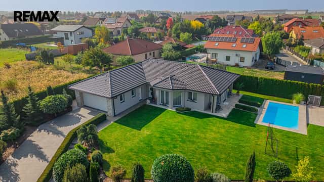 Prodej domu 182 m², Zlatá, Zlatá, okres Praha-východ
