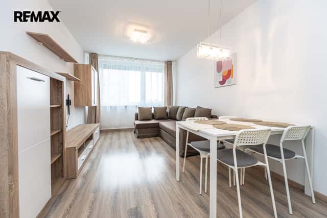 Pronájem bytu 2+kk v osobním vlastnictví 44 m², Praha 10 - Horní Měcholupy, Nad přehradou, Praha 10 – Horní Měcholupy