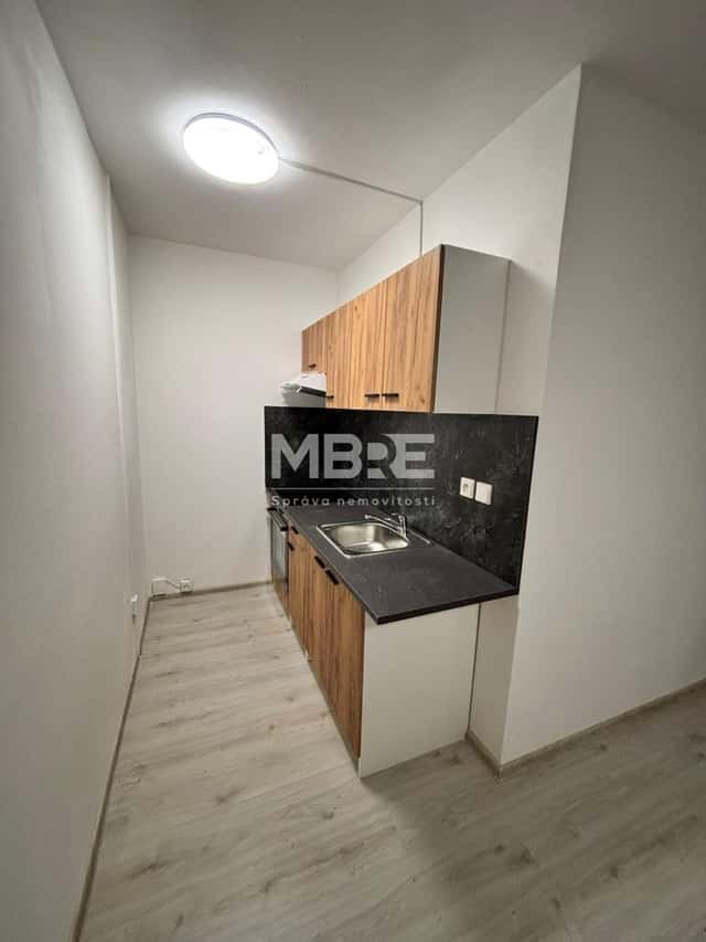 Pronájem bytu 2+kk 39 m2, Dr. Václava Kůrky, Žatec, okres Louny