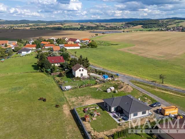 Prodej pozemku 1000 m2, Chlustina, Chlustina, okres Beroun
