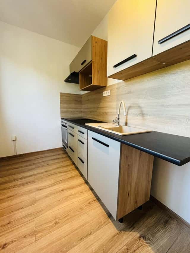 Pronájem bytu 2+1 50 m2, Svornosti, Ostrava – Výškovice, okres Ostrava-město
