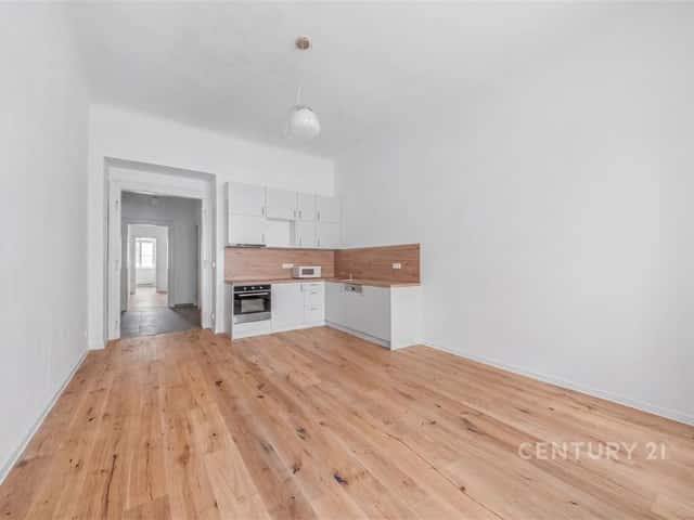 Pronájem bytu 2+kk 54 m2, Sezimova, Praha 4 – Nusle