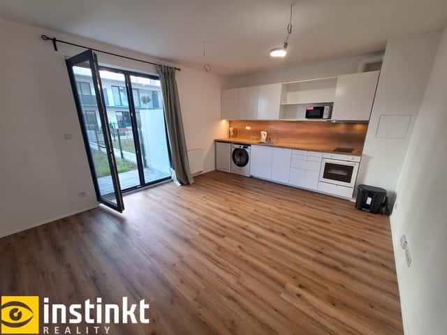 Pronájem bytu 1+kk 26 m2, Železná, Plzeň – Jižní Předměstí, okres Plzeň-město