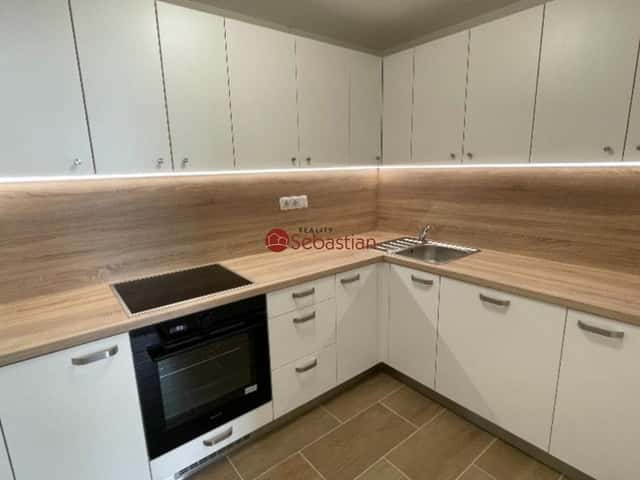 Pronájem bytu 2+1 59 m2, Antonína Sochora, Teplice – Trnovany
