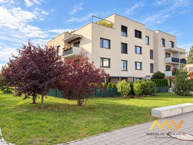 Pronájem bytu 1+kk 32 m2, Václavkova, Hradec Králové – Pražské Předměstí
