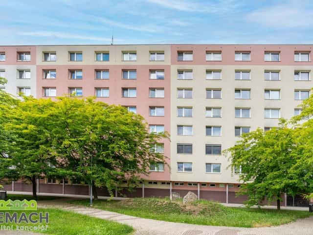 Prodej bytu 3+1 74 m2, náměstí Republiky, Uherské Hradiště