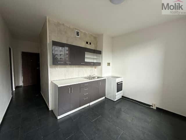 Prodej bytu 2+1 62 m2, Dřínovská, Chomutov