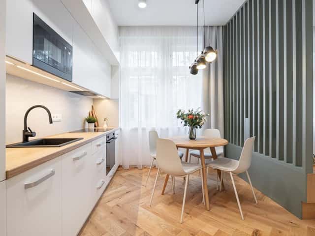 Pronájem bytu 1+kk 43 m2, Sovova, Praha 8 – Karlín
