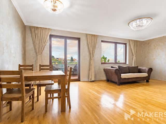 Pronájem bytu 3+kk 100 m2, U Dívčích hradů, Praha 5 – Radlice
