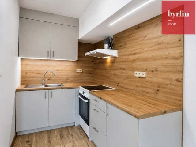 Pronájem bytu 2+kk 38 m2, Lužická, Opava – Kylešovice