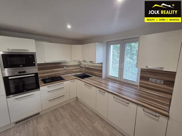 Pronájem bytu 3+1 60 m2, Těšínská, Opava – Předměstí