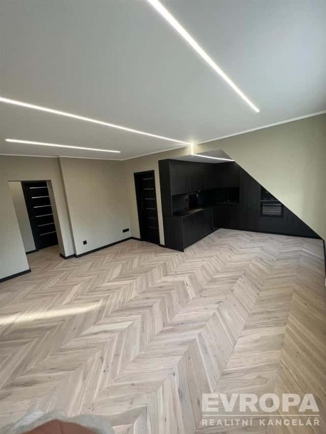 Pronájem bytu 3+kk 71 m2, Fügnerova, Opava – Kateřinky