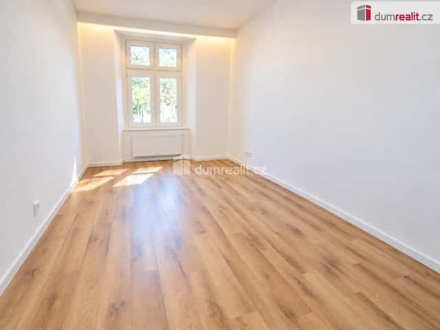Prodej bytu 2+kk 49 m2, Plzeňská, Praha 5 – Smíchov