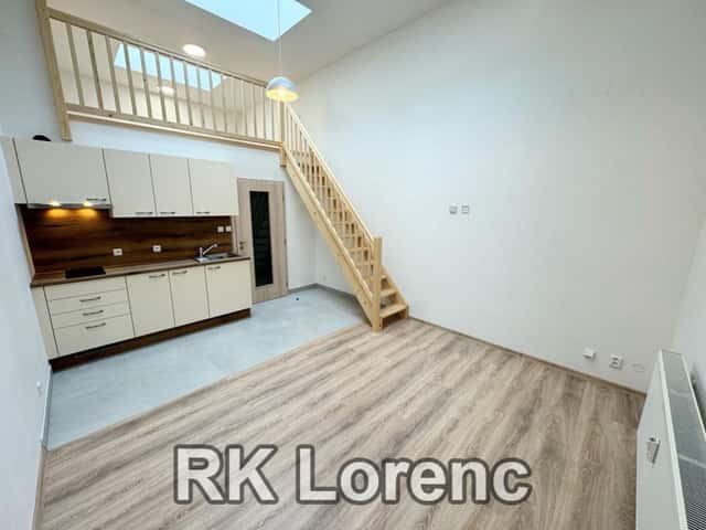 Pronájem bytu 1+kk 38 m2, Lidická, Brno – Černá Pole, okres Brno-město