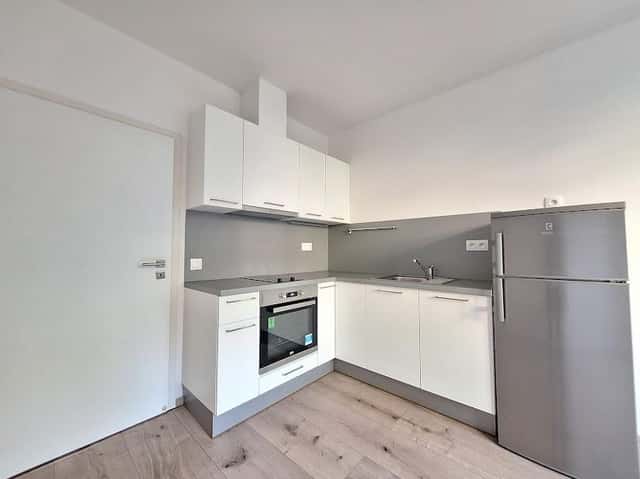 Pronájem bytu 1+1 44 m2, Podbělohorská, Praha 5 – Smíchov