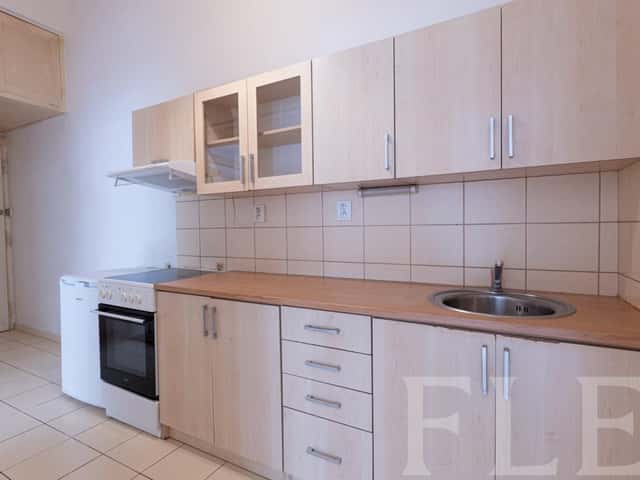 Pronájem bytu 2+kk 45 m2, Tolstého, Praha 10 – Vršovice