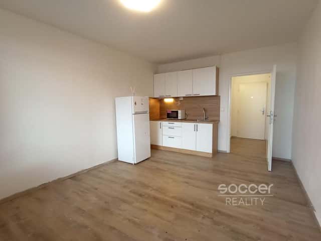 Pronájem bytu 1+kk 25 m2, Kyselova, Praha 8 – Kobylisy