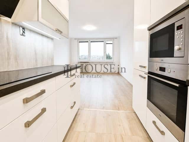 Pronájem bytu 3+1 64 m2, Ke škole, Praha 4 – Chodov