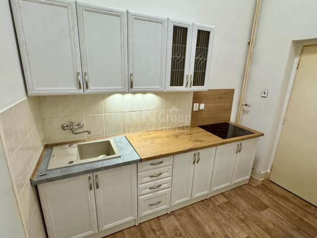 Pronájem bytu 1+1 32 m2, Anglická, Mariánské Lázně, okres Cheb
