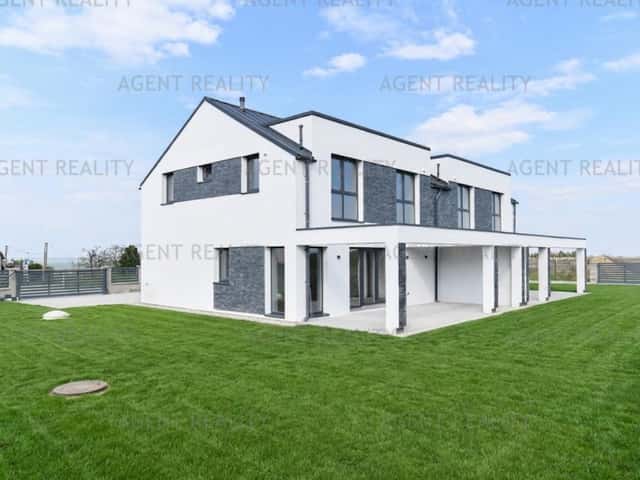 Prodej domu 156 m2, Dolín, Slaný – Dolín, okres Kladno
