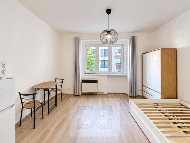 Pronájem bytu 1+kk 27 m2, Kandertova, Praha – Libeň