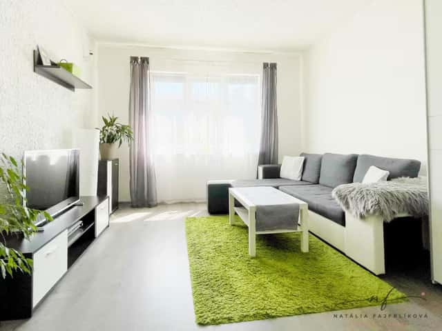 Pronájem bytu 2+1 64 m2, S. K. Neumanna, Ostrov, okres Karlovy Vary