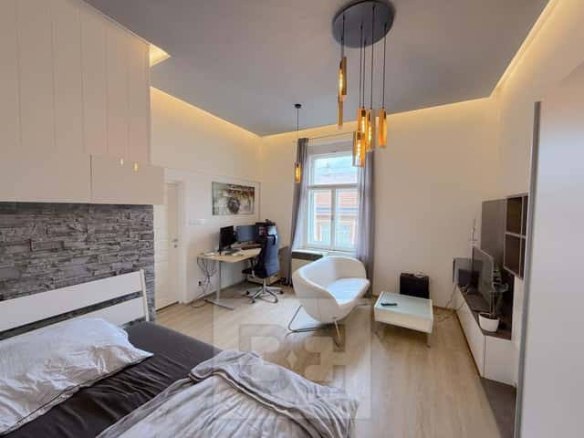 Pronájem bytu 1+1 40 m2, Chelčického, Praha 3 – Žižkov
