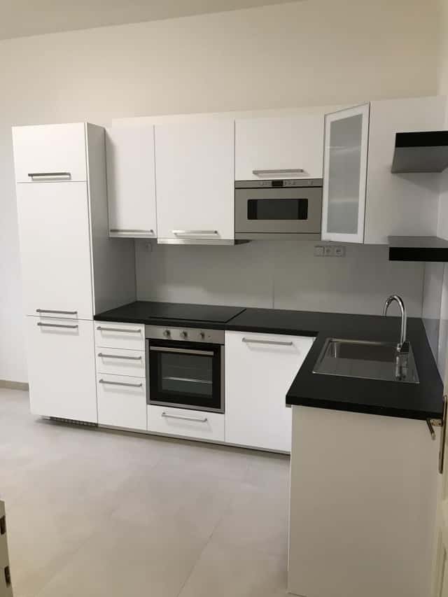 Pronájem bytu 2+1 77 m2, Korunní, Praha 3 – Vinohrady