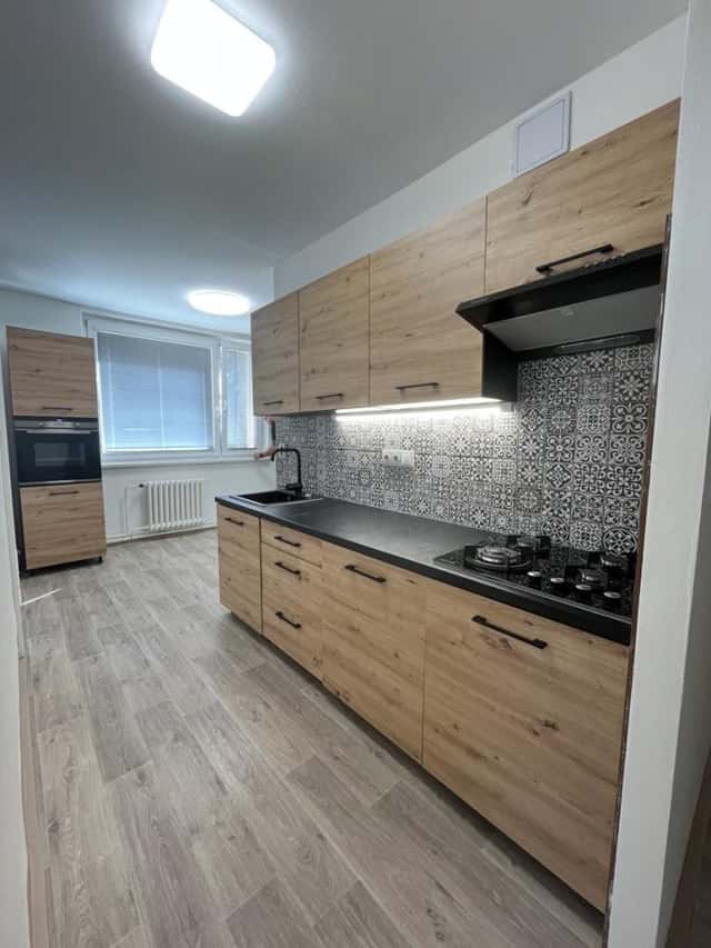 Pronájem bytu 3+1 72 m2, Padělky, Slušovice, okres Zlín