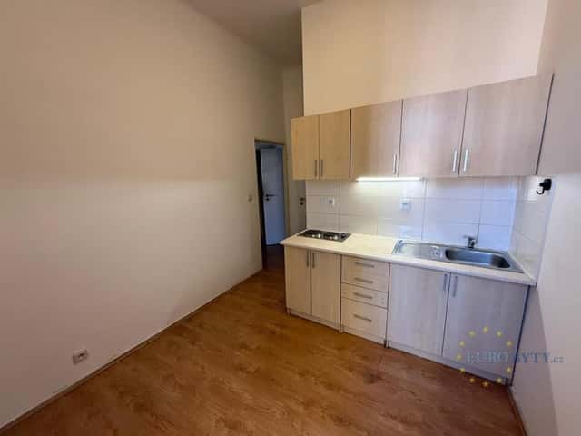 Pronájem bytu 2+kk 37 m2, Slavojova, Praha 4 – Nusle