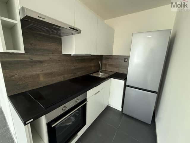 Pronájem bytu 2+kk 50 m2, Žižkovo náměstí, Chomutov