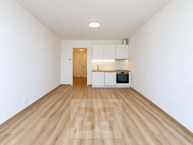 Pronájem bytu 1+kk 35 m2, Hvězdová, Brno – Zábrdovice, okres Brno-město