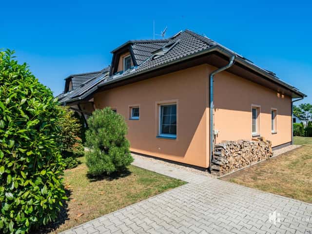Prodej domu 153 m2, Na Blatech, Měšice, okres Praha-východ