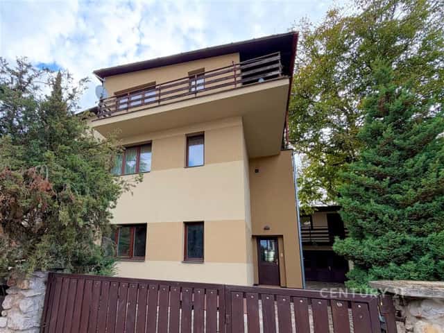 Pronájem bytu 3+kk 94 m2, Fügnerova, Dobřichovice, okres Praha-západ