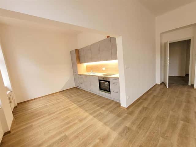 Pronájem bytu 3+kk 90 m2, Roháčova, Praha 3 – Žižkov