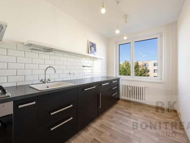 Prodej bytu 3+1 60 m2, Mikuláškovo náměstí, Brno – Starý Lískovec, okres Brno-město