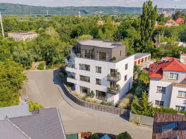 Prodej bytu 3+kk 77 m2, Okružní, Praha 4 – Komořany