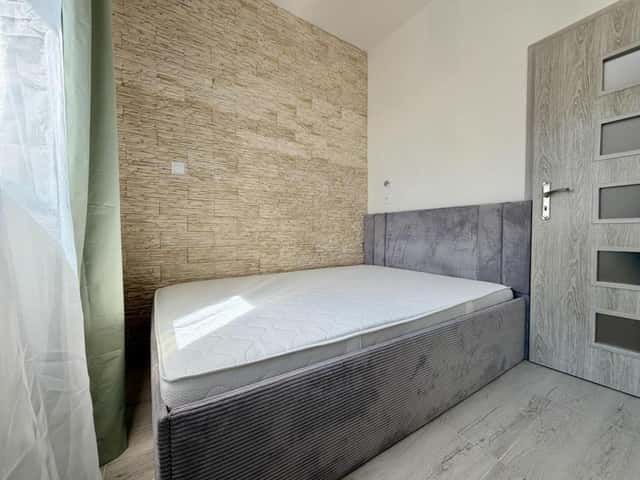 Pronájem bytu 3+1 80 m2, Na Jarově, Praha 3 – Žižkov